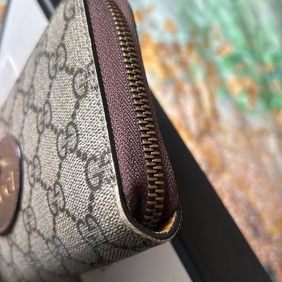 GUCCI long Wallet - Picture 5 of 9
